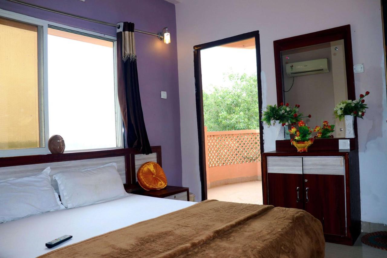 Hotel Raj Palace Maheshwar Extérieur photo